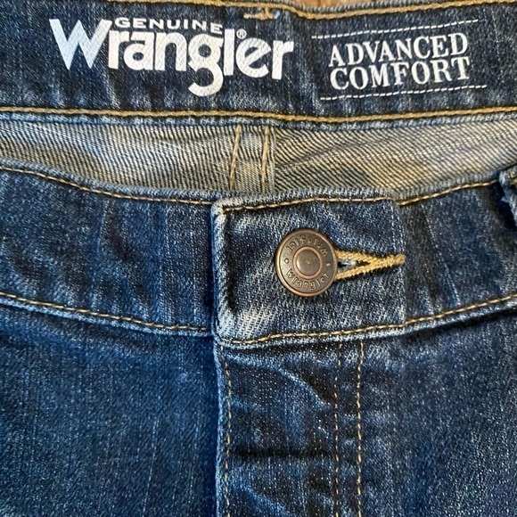 𝅺WRANGLER Advanced Comfort Jeans Denim Pants Size 38 X 30 Dark Wash - Picture 5 of 9